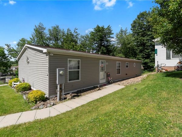 111 Pembrooke Dr, Delmont, PA 15626