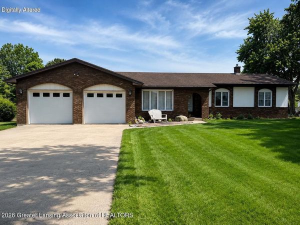 6822 Aberdeen Drive, Dimondale, MI 48821