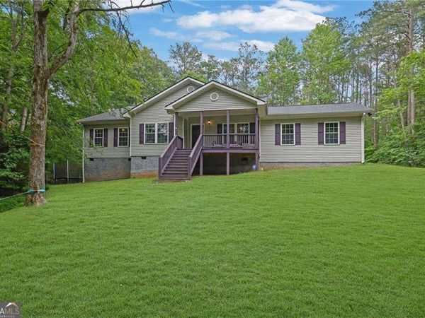 16 Allatoona Woods Trail SE, Acworth, GA 30102