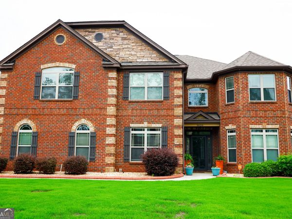 5626 Casa Blanca Lane, Atlanta, GA 30331