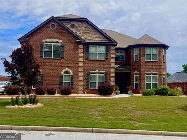 5626 Casa Blanca Lane, Atlanta, GA 30331