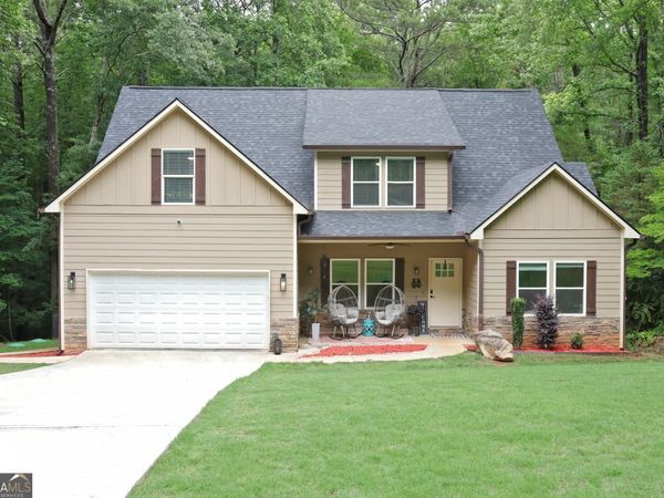 195 Bellevue Loop, Fayetteville, GA 30215
