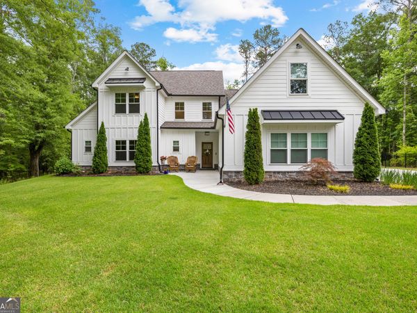 150 Handshaker Court, Fayetteville, GA 30215