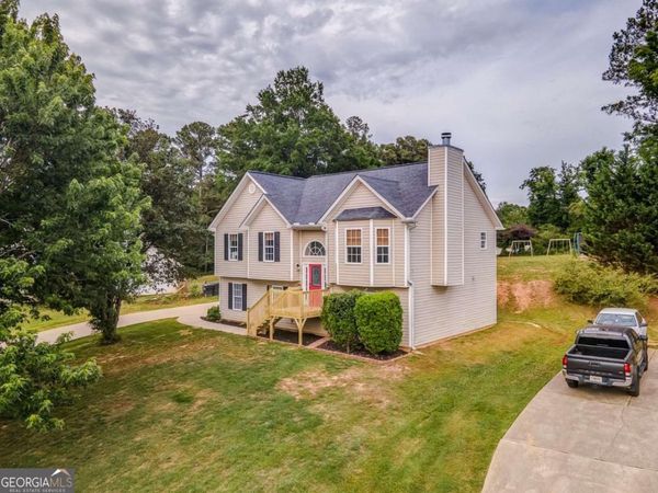 30 Kingston Pointe Drive, Kingston, GA 30145