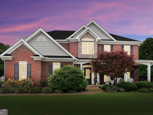 1233 White Columns Drive, Monroe, GA 30656