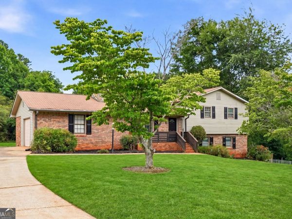 6 Bittersweet Lane, Newnan, GA 30263