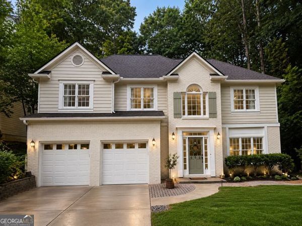 565 Fortune Ridge Road, Stone Mountain, GA 30087