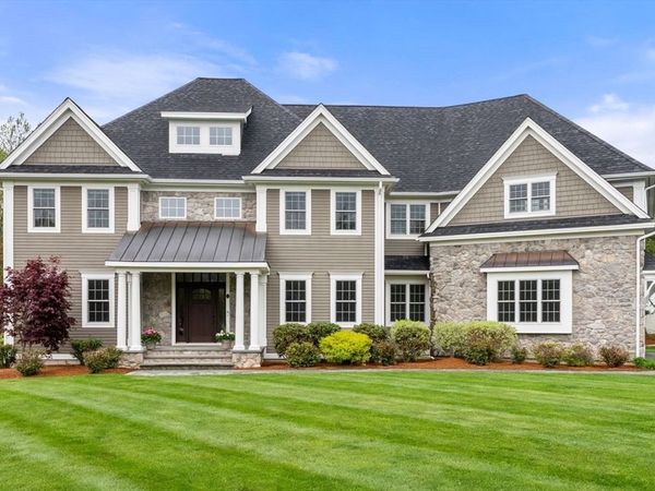 7 Metcalf Ln, Southborough, MA 01772