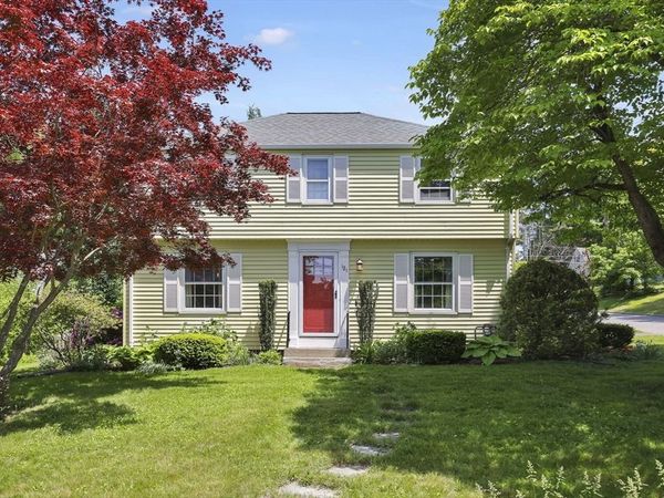 121 Benz St, Springfield, MA 01118
