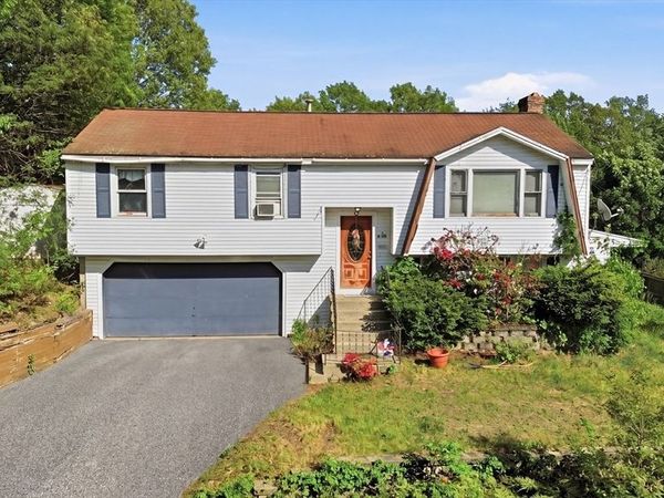 3 Birchmont St, Tyngsborough, MA 01879