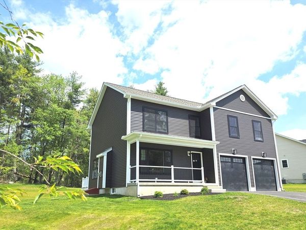 23 High Bluff, Belchertown, MA 01007