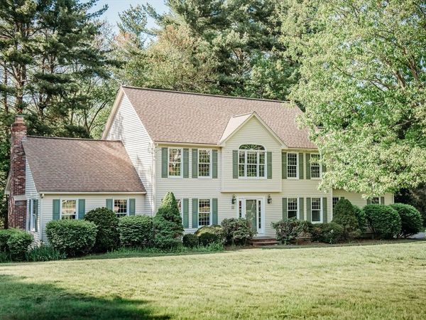 28 Ridge, Norfolk, MA 02056