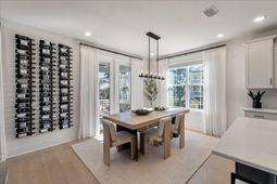 1536 Asher Avenue photo 4