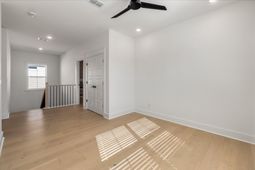 1536 Asher Avenue photo 4