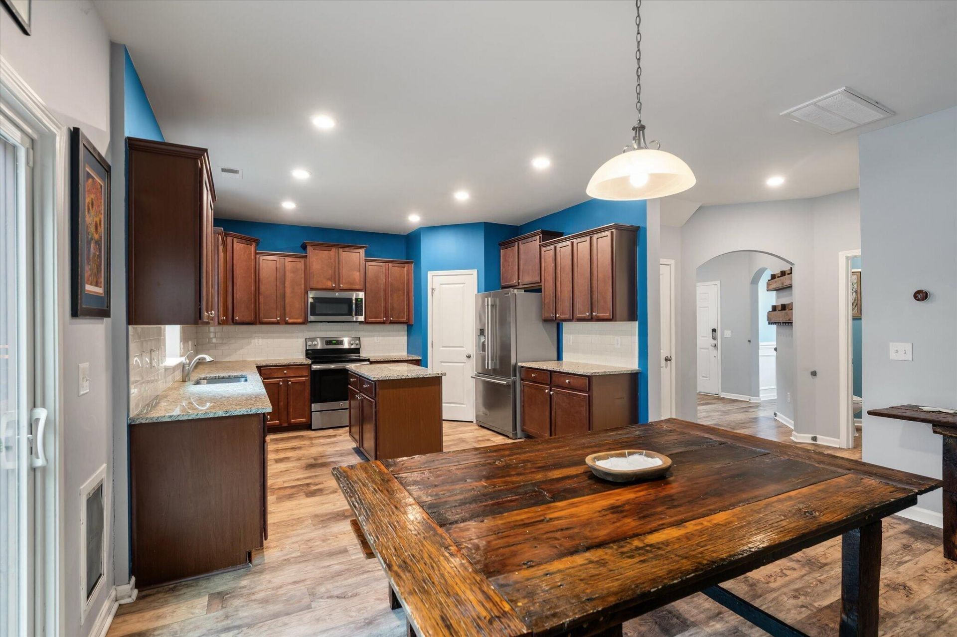 188 Emerald Isle Drive Photo 27