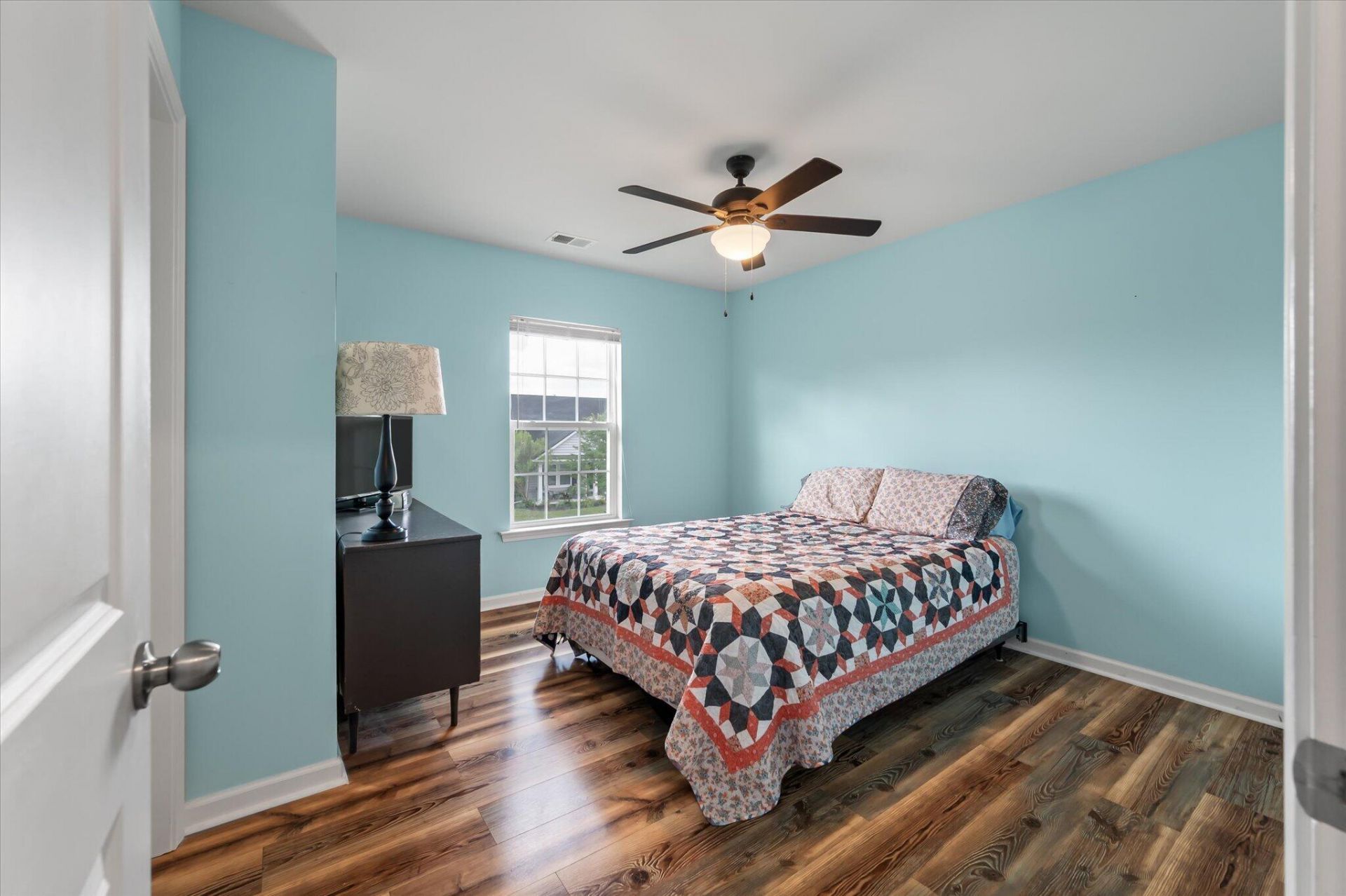 188 Emerald Isle Drive Photo 46