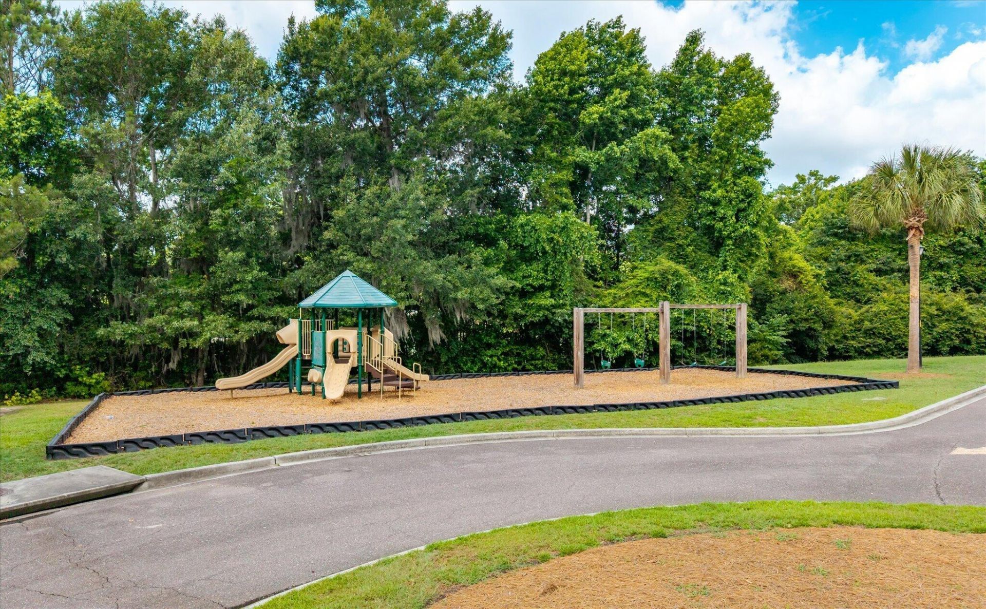 188 Emerald Isle Drive Photo 81