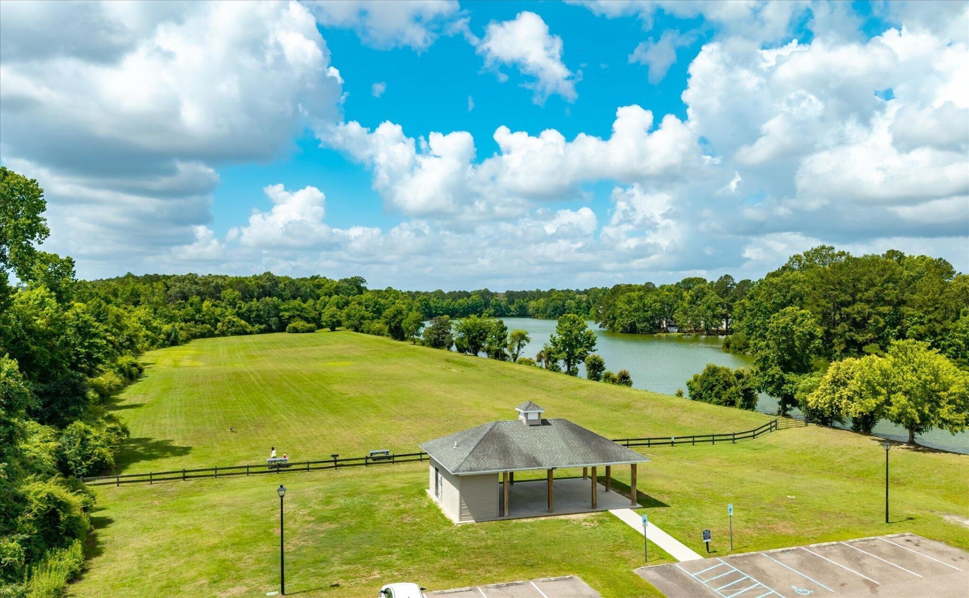 188 Emerald Isle Drive Photo 83
