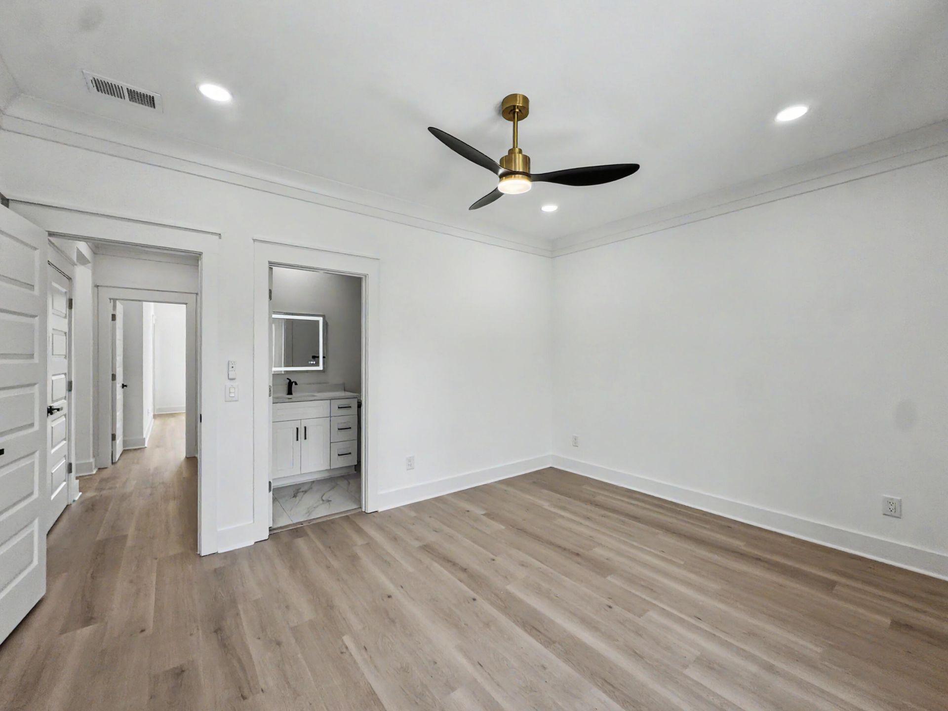 4841 Lecque Street Photo 18