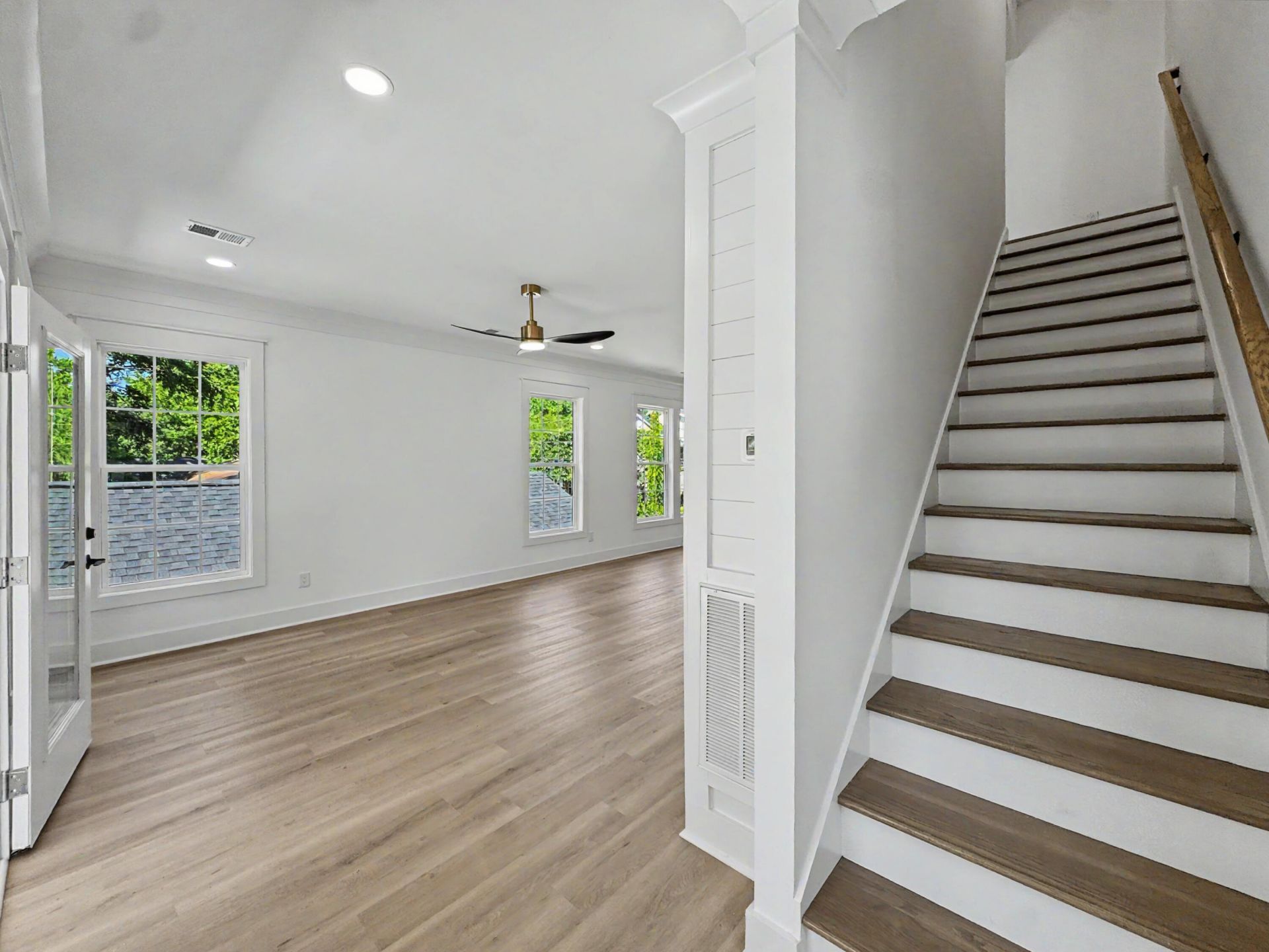 4841 Lecque Street Photo 22