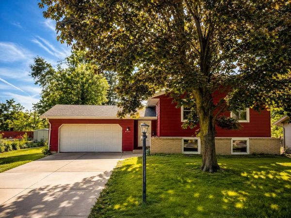 5125 77th Avenue N, Brooklyn Park, MN 55443
