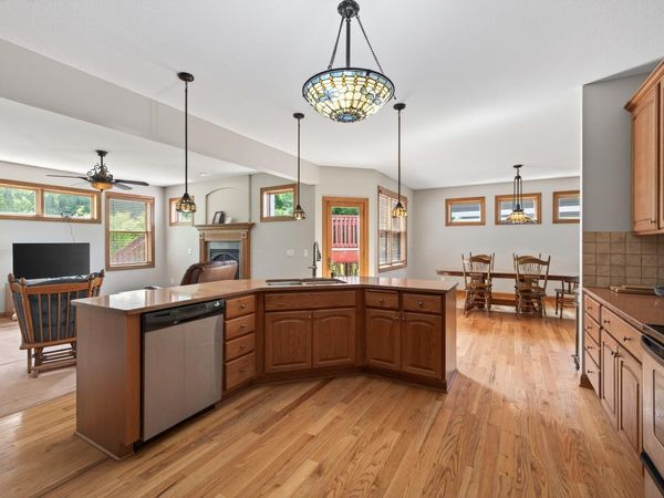 11224 Halstead Trail, Woodbury, MN 55129
