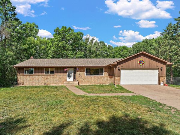 29830 Hemingway Avenue, Wyoming, MN 55079