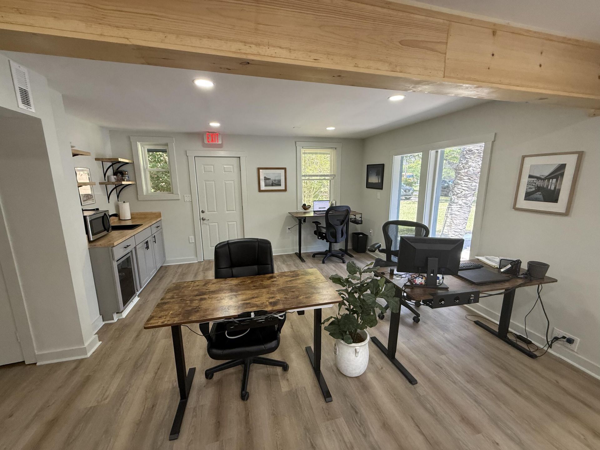 937 Wappoo Road  Photo 5