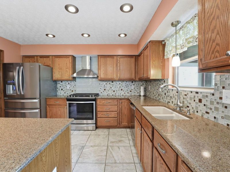 4100 Mariners Way, Lewis Center, OH 43035 Photo 16