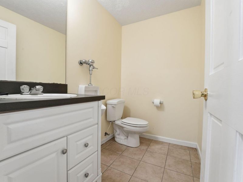 4100 Mariners Way, Lewis Center, OH 43035 Photo 49