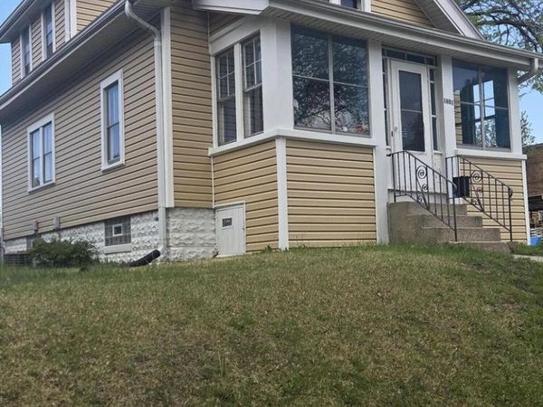 1601 S 65th STREET, West Allis, WI 53214