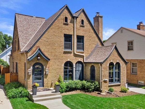 2648 Lefeber AVENUE, Wauwatosa, WI 53213