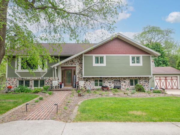 N29W29951 Shel-Mar DRIVE, Pewaukee, WI 53072