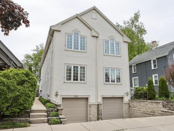 1739 N Warren AVENUE, Milwaukee, WI 53202