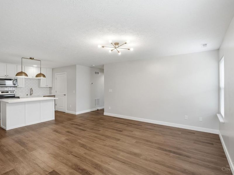 247 Overbrook Drive, Monroe, OH 45050 Photo 6