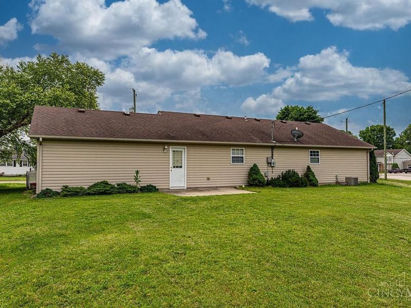 303 N First Street, Trenton, OH 45067 Photo 5