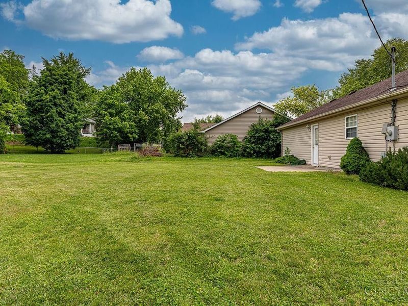 303 N First Street, Trenton, OH 45067 Photo 7