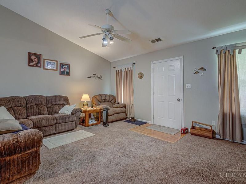 303 N First Street, Trenton, OH 45067 Photo 8
