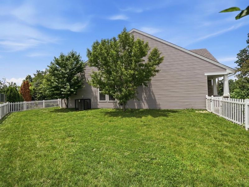 2063 E Seymour Avenue, Cincinnati, OH 45237 Photo 4