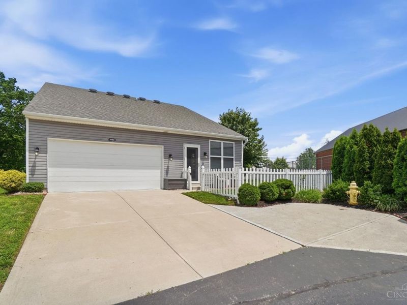 2063 E Seymour Avenue, Cincinnati, OH 45237 Photo 6