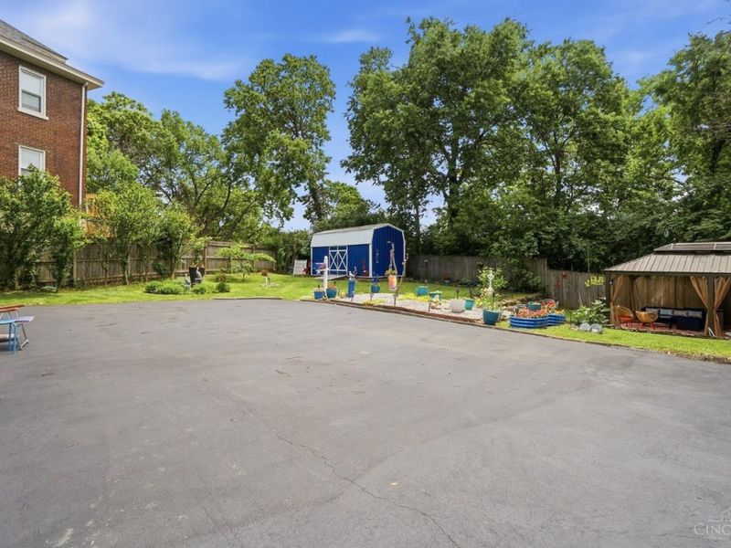 4267 W Eighth Street, Cincinnati, OH 45205 Photo 38
