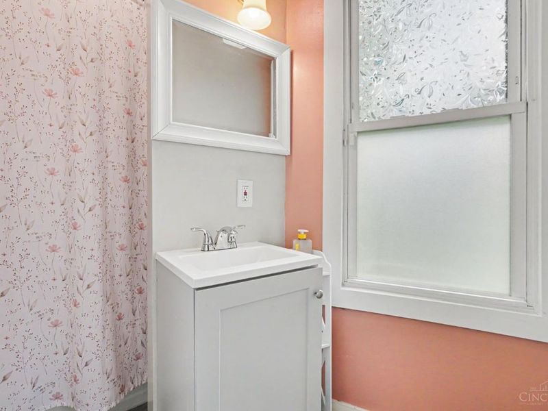 3556 Wisconsin Avenue, Cincinnati, OH 45204 Photo 7