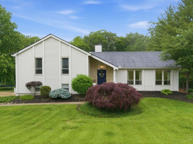 3534 Constitution Court, Green Township, OH 45248 Photo 2