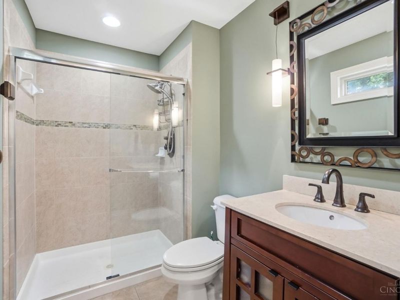 3871 Drakewood Drive, Cincinnati, OH 45209 Photo 23