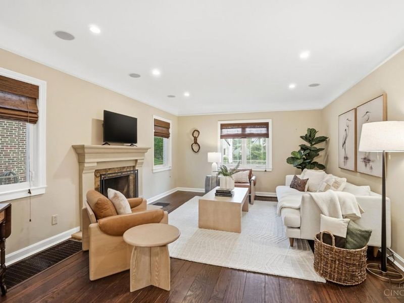 3871 Drakewood Drive, Cincinnati, OH 45209 Photo 5