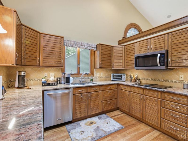 9450 Kemper Grove Lane, Symmes Township, OH 45140 Photo 12