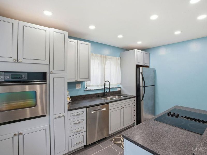 1944 Lehigh Avenue, Cincinnati, OH 45230 Photo 13