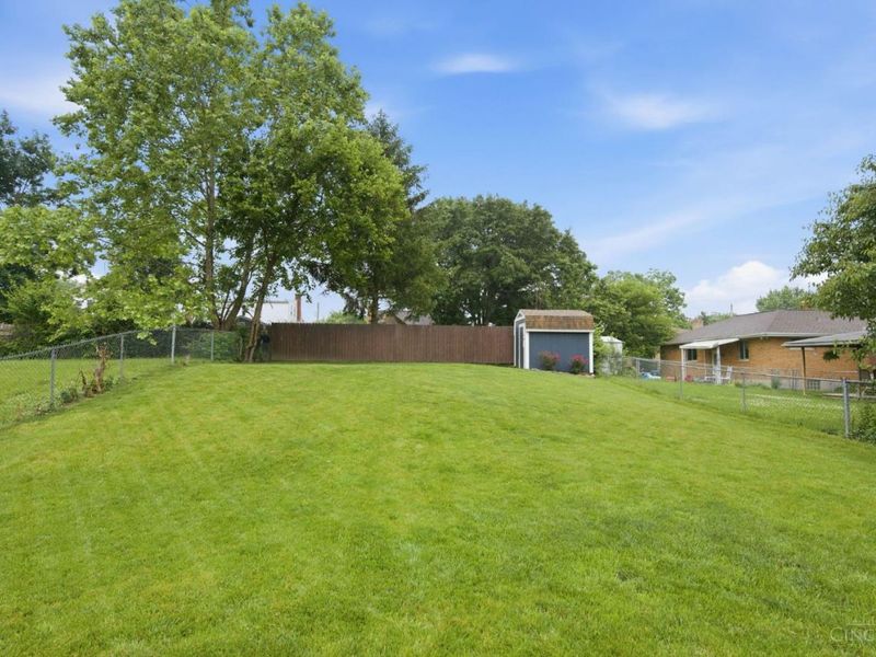 3016 Crestmoor Lane, Green Township, OH 45238 Photo 26