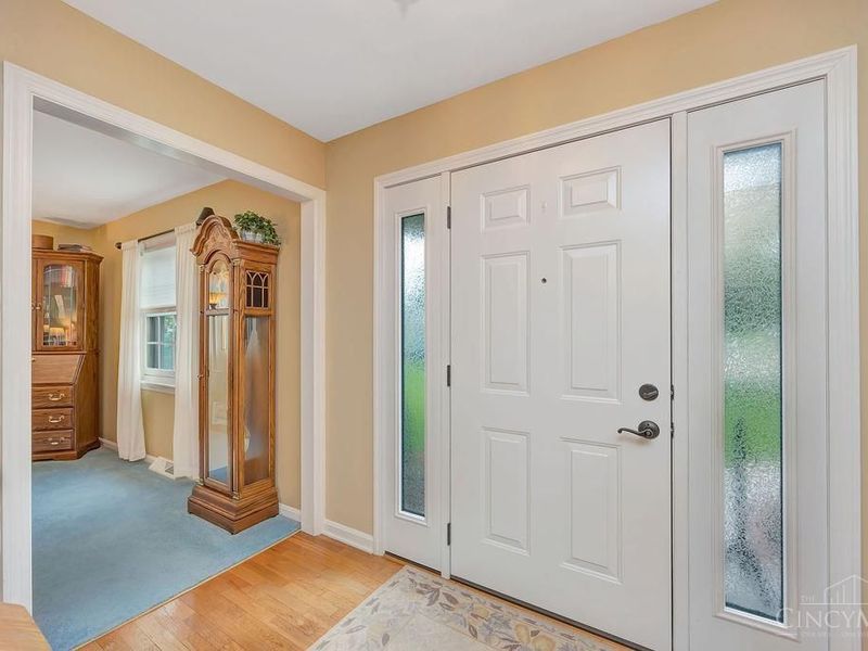 606 Melissa Drive, Oxford, OH 45056 Photo 2