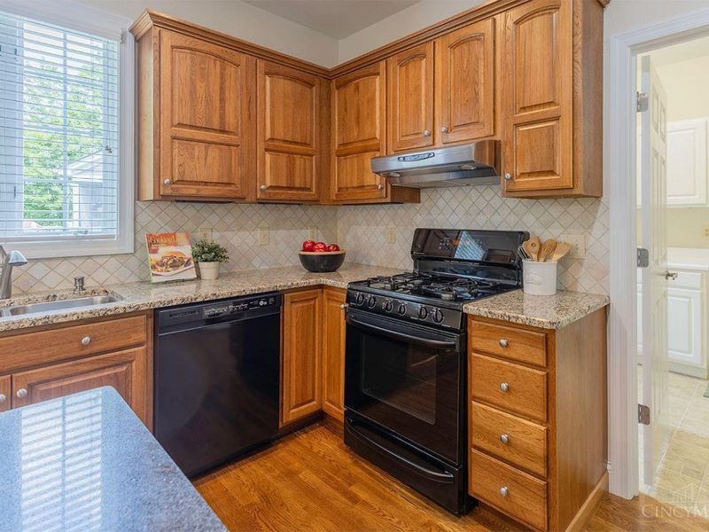 6879 Prairie View Drive, Hamilton Twp, OH 45039 Photo 15
